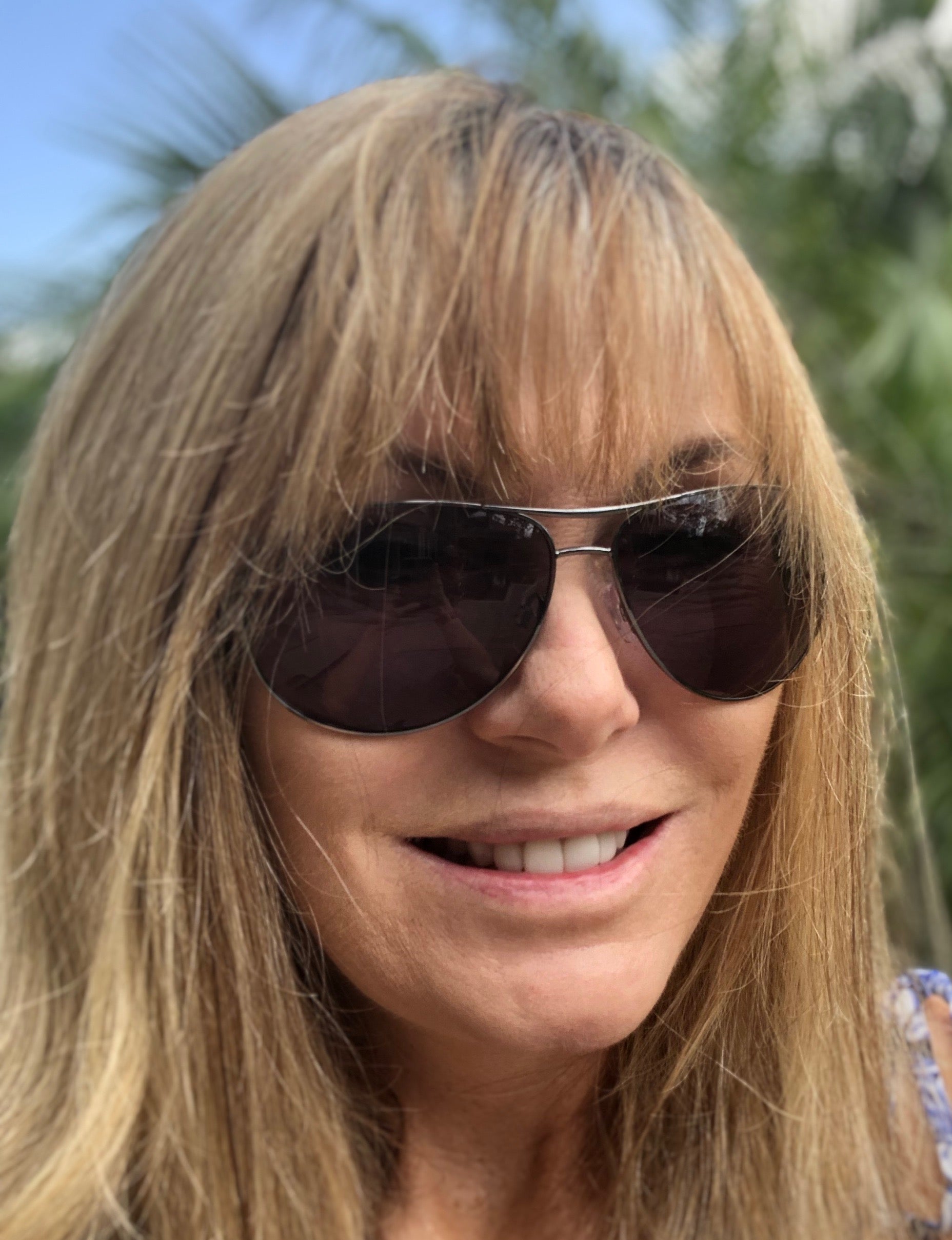 Stylin C Moore, Aviator Nearly Invisible Line Bifocal Sunglasses - CLEARANCE