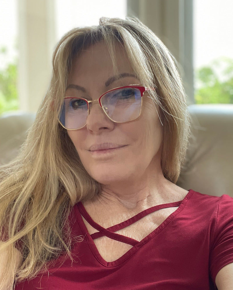 Premium Blue Light Reading Glasses. Gold Frame Cat Eye Glasses
